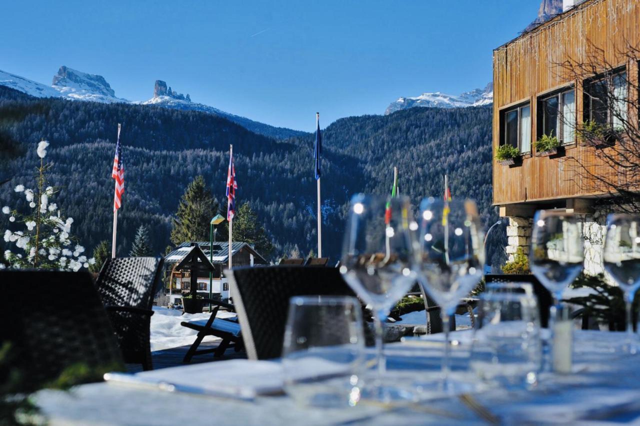 Hotel Mirage Cortina d'Ampezzo Buitenkant foto