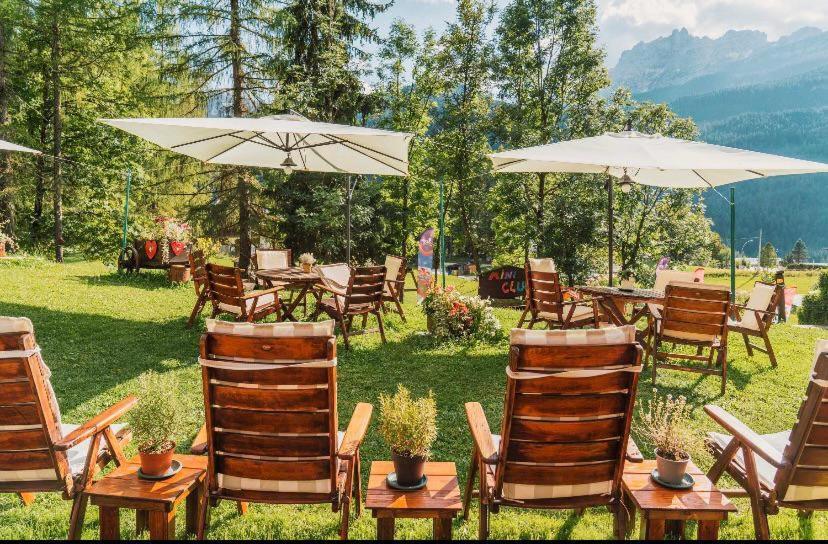 Hotel Mirage Cortina d'Ampezzo Buitenkant foto
