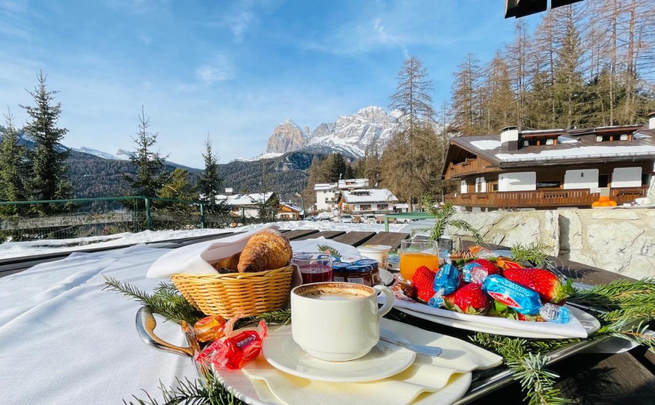 Hotel Mirage Cortina d'Ampezzo Buitenkant foto