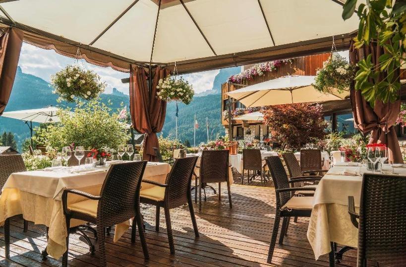 Hotel Mirage Cortina d'Ampezzo Buitenkant foto