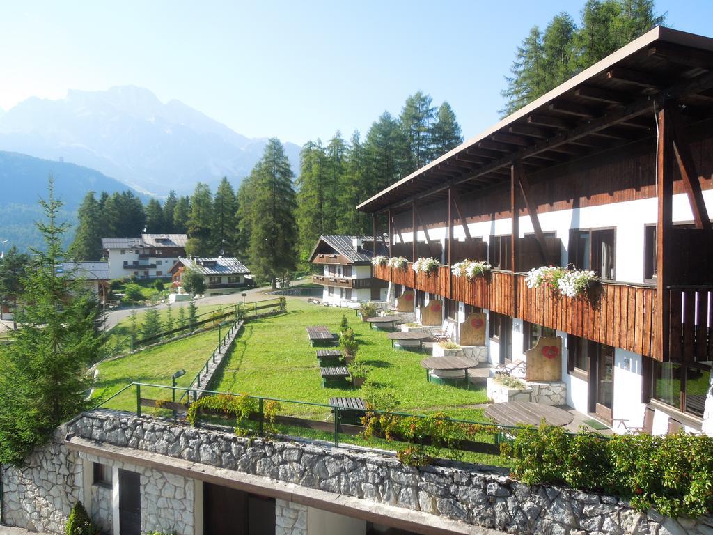 Hotel Mirage Cortina d'Ampezzo Buitenkant foto